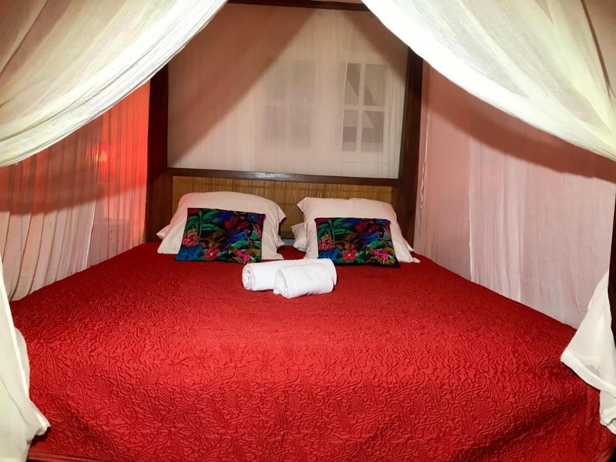 Mabouya Ecolodges Deshaies Exteriör bild